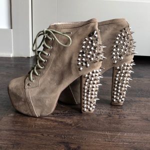 Spiked Lita